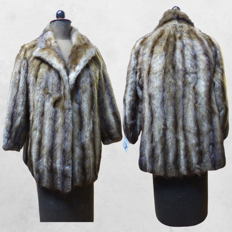 Ausgelassene Bisam Jacke